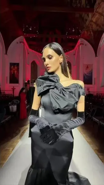 Нажми и смотри