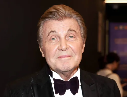 Лев Лещенко борется с редкой болезнью