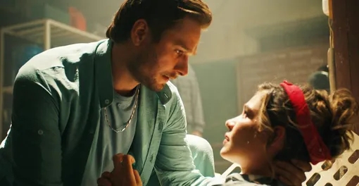 Александр Метелкин и Полина Казанцева в фильме «Колбаса»