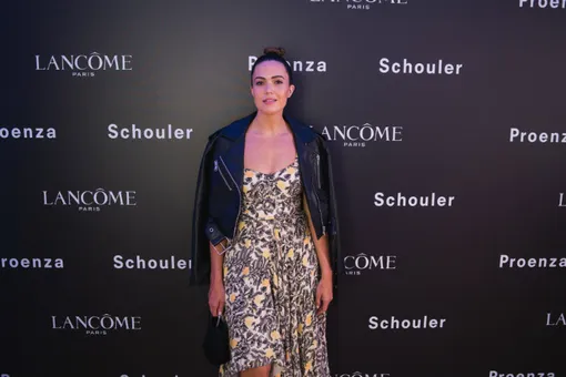 Mandy Moore Mandy Moore