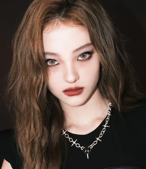 Этим макияжем Эллы занималась именитая визажистка Ризабэ