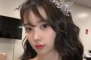 «Я чувствовала себя странно»: IU объяснила, почему не хотела работать с иностранными артистами «Я чувствовала себя странно»: IU объяснила, почему не хотела работать с иностранными артистами