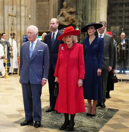 Члены королевской семьи на церемонии в Вестминстерском аббатстве
