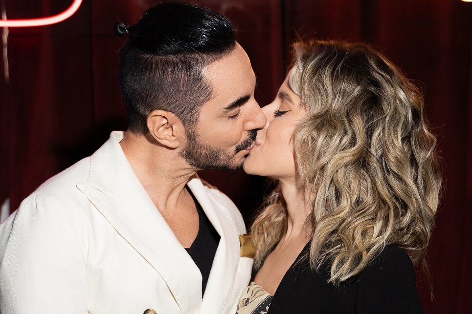 «Я ужасно злился»: Тимур Родригез заявил, что его помолвку с Катей Кабак чуть не испортили журналисты