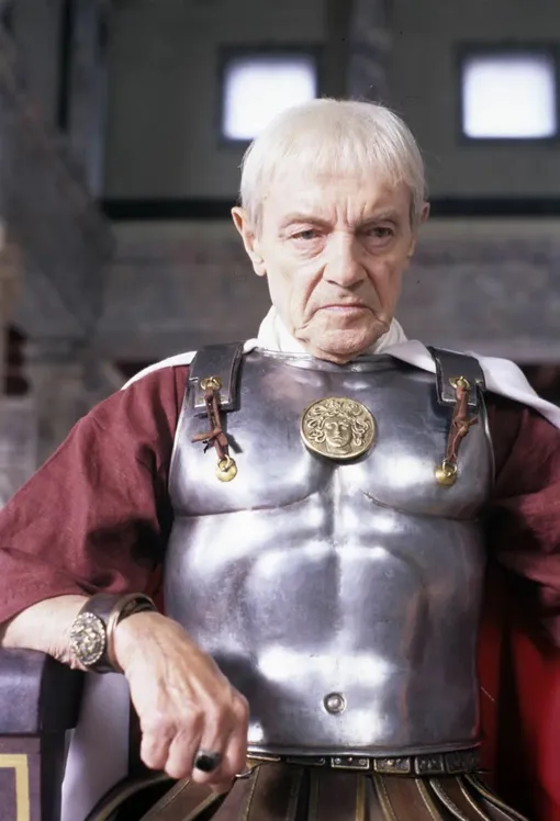 Кирилл Лавров