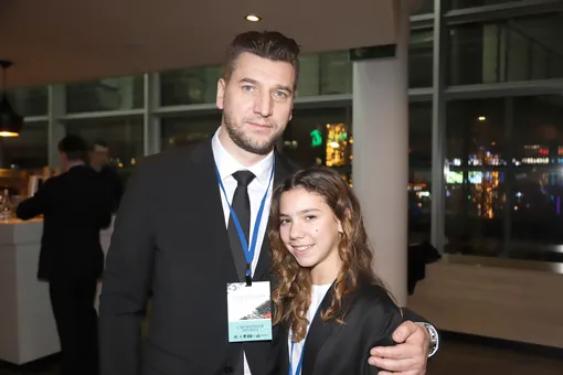 Александр Устюгов с дочерью Евгенией, которая родилась в его браке с Яниной Соколовской Александр Устюгов