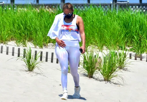 Дженнифер Лопес нарушила 14-дневный карантин