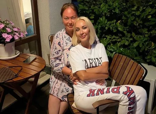Лариса Гузеева обиделась на Леру Кудрявцеву Лариса Гузеева обиделась на Леру Кудрявцеву