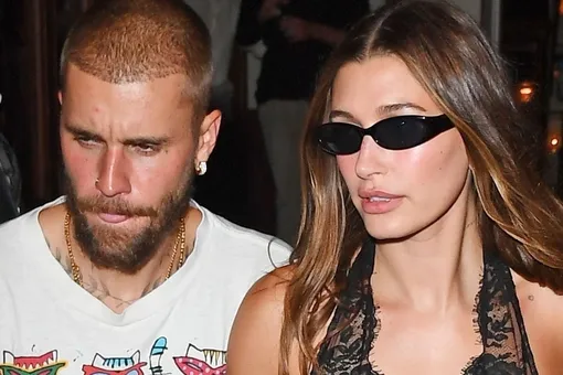 Джастин Бибер показал страстное фото с женой Джастин Бибер показал страстное фото с женой