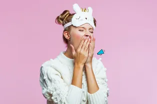 Этот полезный предмет для сна вызывает отеки: как правильно его использовать