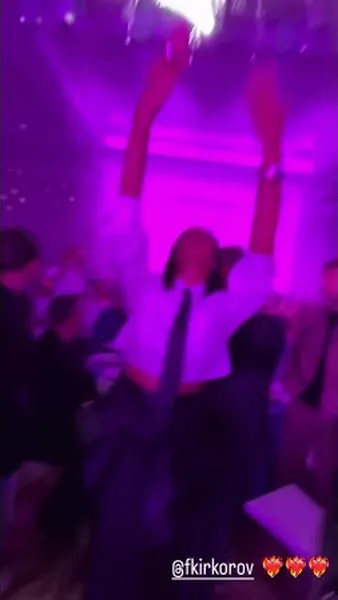 Нажми и смотри