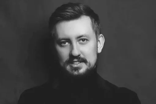 Умер в 40 лет переехавший из Италии в Москву известный стилист Роман Седловский Умер в 40 лет переехавший из Италии в Москву известный стилист Роман Седловский