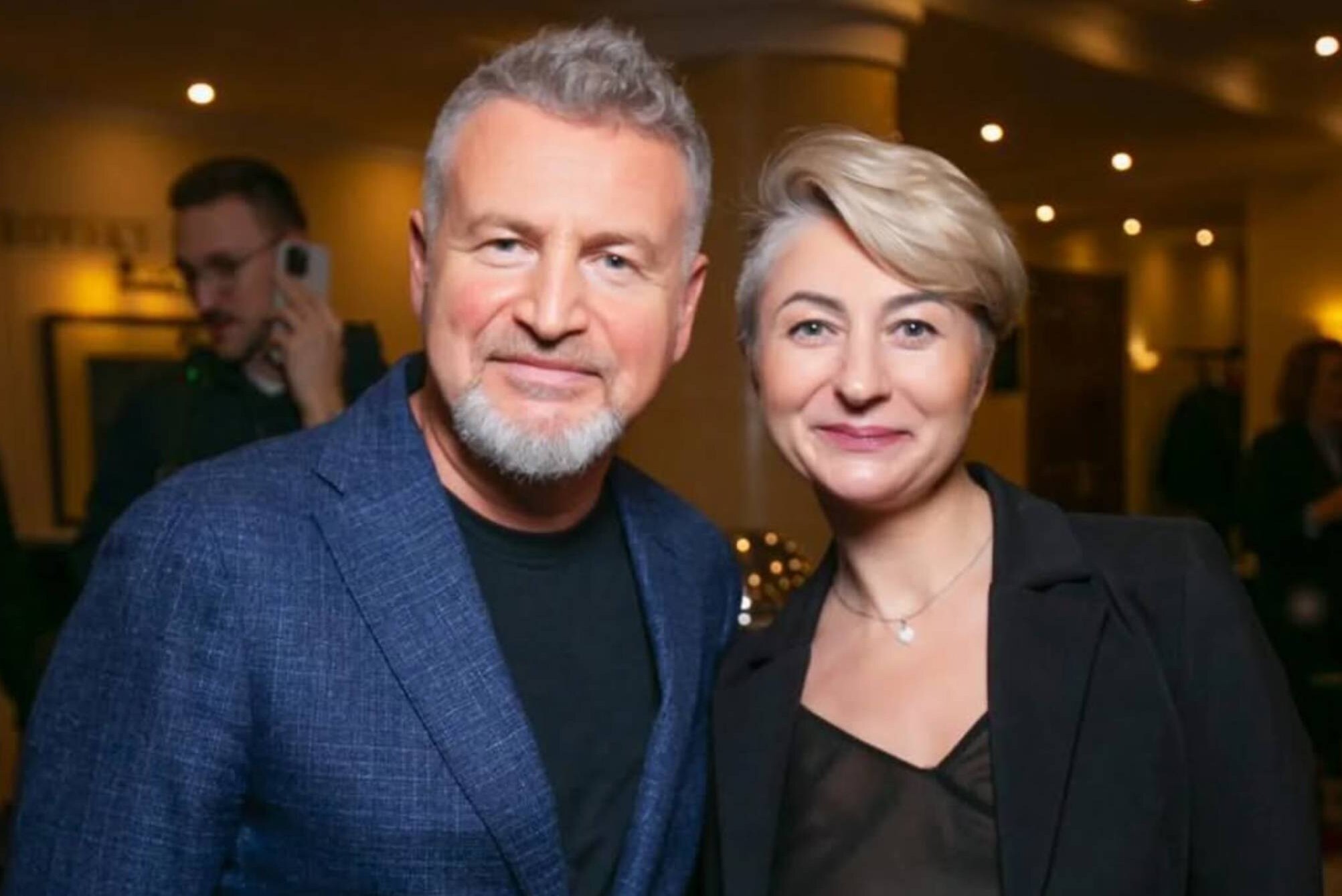 «В 17 лет меня изнасиловали, а в 30 я родила сына с половиной сердца»: младшая сестра Леонида Агутина о личных трагедиях