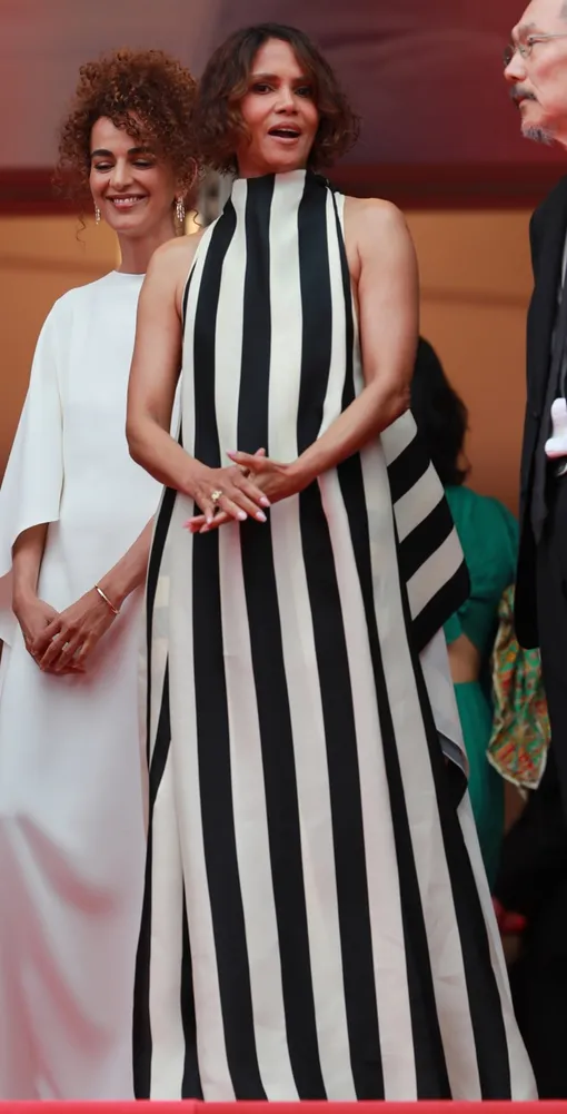 Холли Берри на открытии Каннского кинофестиваля Холли Берри на открытии Каннского кинофестиваля