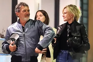 Идеальные бывшие: Мелани Гриффит и Антонио Бандерас через 12 лет после развода появились на публике, держась за руки