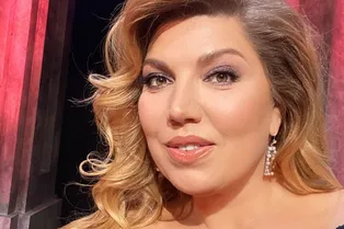 Звезда Comedy Woman в ярком бикини показала фигуру после похудения на 20 кг