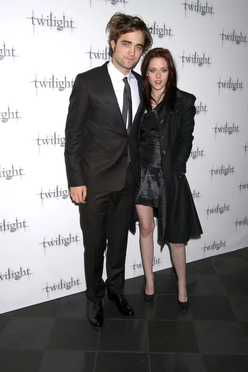 Роберт Паттинсон и Кристен Стюарт Роберт Паттинсон и Кристен Стюарт
