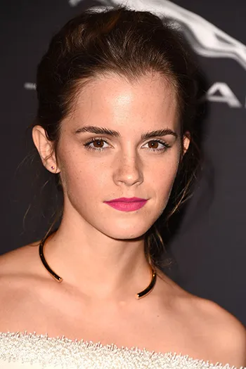 Эмма Уотсон в золотом чокере Jennifer Fisher