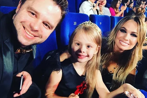 После развода с Ириной Виталий Гогунский перестал принимать участие в жизни Миланы Стар