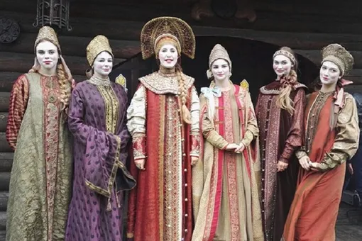 Ксения Собчак анонсировала свой исторический телепроект «Можем повторить» Ксения Собчак анонсировала свой исторический телепроект «Можем повторить»