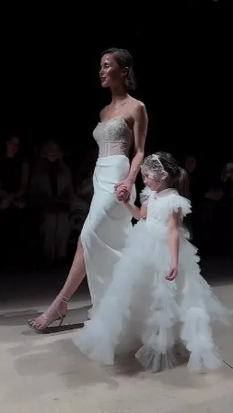 Нажми и смотри