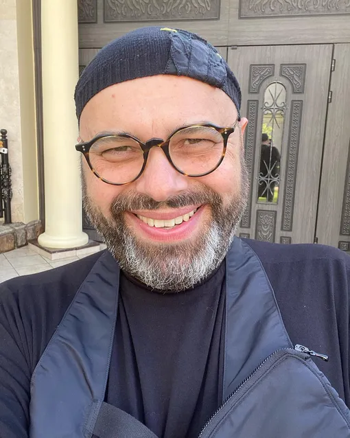 Макс Фадеев не знал, кто будет исполнять написанную им песню Макс Фадеев не знал, кто будет исполнять написанную им песню