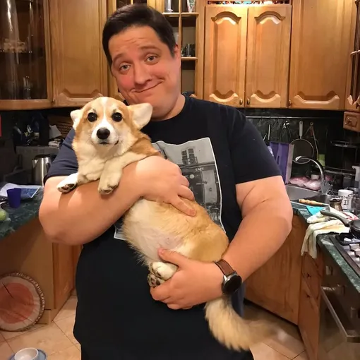 Роман Попов любил шутить над своей болезнью Роман Попов любил шутить над своей болезнью