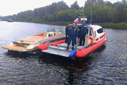 Тело выпавшего из катера после столкновения с теплоходом 5-летнего Олега нашли в канале имени Москвы
