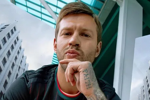 В отношении Федора Смолова завели уголовное дело за драку в «Кофемании» В отношении Федора Смолова завели уголовное дело за драку в «Кофемании»