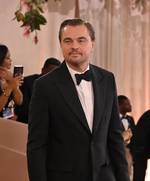 Леонардо ДиКаприо выбрал классический образ для выхода в свет Леонардо ДиКаприо выбрал классический образ для выхода в свет