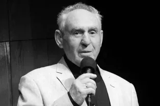 Умер после тяжелой болезни эмигрировавший в Израиль автор песни «Поговори со мною, мама» Виктор Гин Умер после тяжелой болезни эмигрировавший в Израиль автор песни «Поговори со мною, мама» Виктор Гин