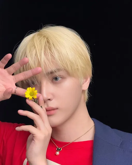 Чжу Ханён был исключен из группы The Boyz после свидания с Асукой Кирарой Чжу Ханён был исключен из группы The Boyz после свидания с Асукой Кирарой