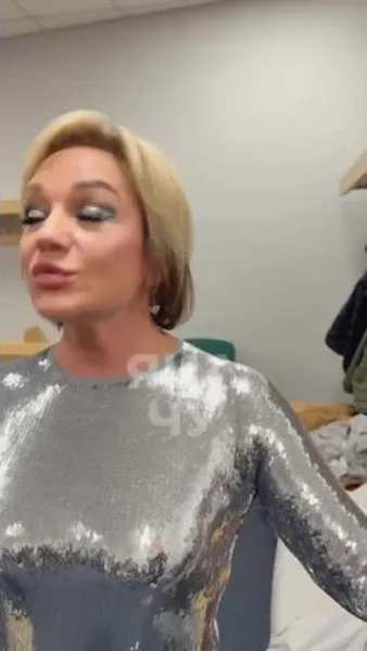 Нажми и смотри