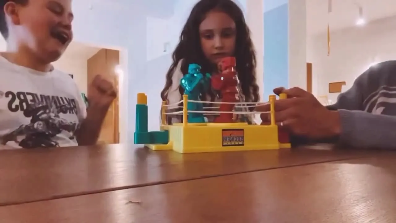 Нажми и смотри Нажми и смотри