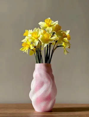 Ваза для цветов Параметрикум, высота 18 см