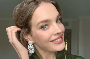 Юная красавица в смелом бикини: Наталья Водянова похвасталась идеальным прессом Юная красавица в смелом бикини: Наталья Водянова похвасталась идеальным прессом