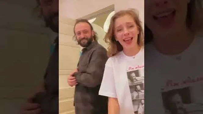 Нажми и смотри