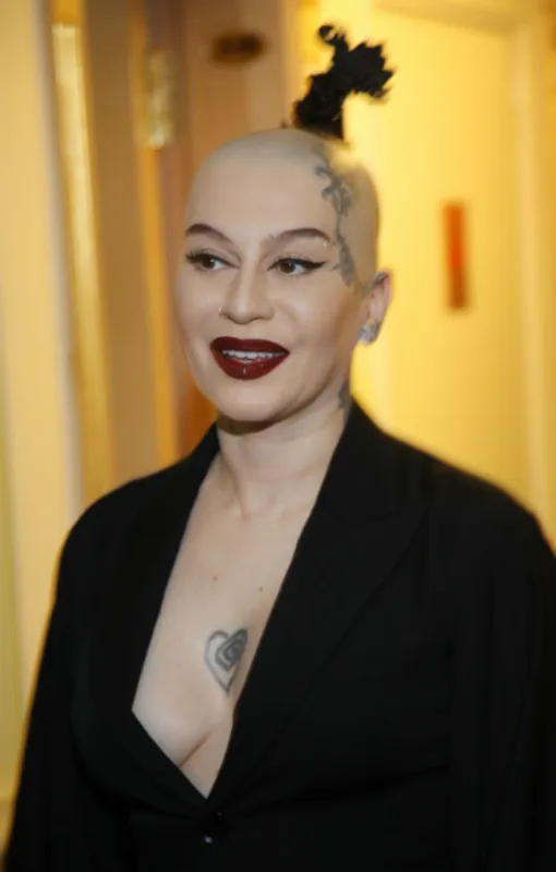 Наргиз Закировала