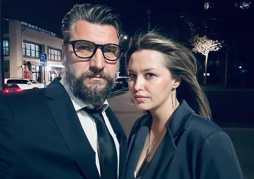 Александр Устюгов и Аглая Шиловская познакомились на съемках сериала Александр Устюгов