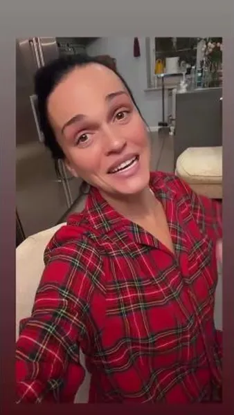 Нажми и смотри