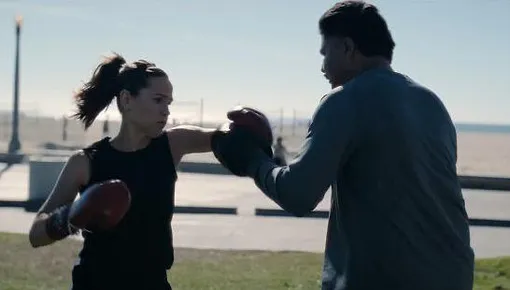 Дженнифер Гарнер в шутку сравнила себя с Майком Тайсоном