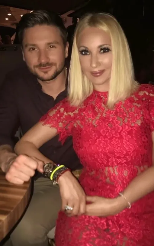 Порно жігіт трахается попки целлюлит