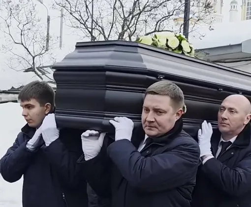 Светлану Жильцову похоронили на Рогожском кладбище