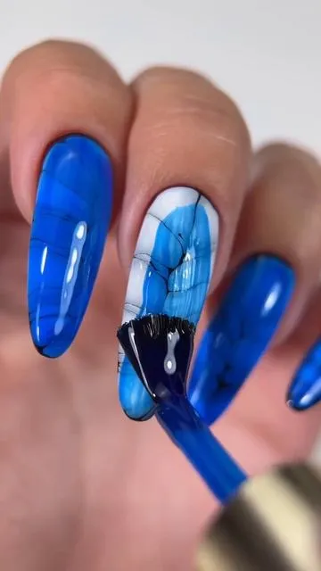 Нажми и смотри