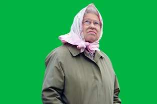 С любимыми не расстаются: эту модель тренча Елизавета II носила всю жизнь