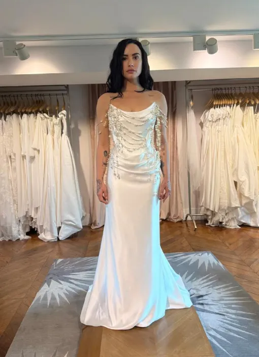 Деми Ловато показала второй образ для церемонии Деми Ловато показала второй образ для церемонии