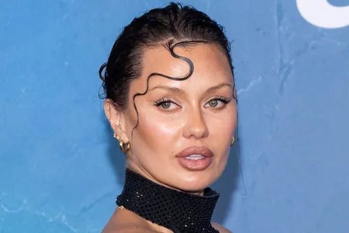 «Лучший кадр, другие даже выставлять не буду»: Виктория Боня показала провокационное фото с Венецианского кинофестиваля