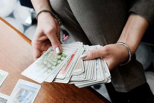 Персональный расклад Таро: выбери карту и узнай свой прогноз на неделю с 11 по 17 ноября