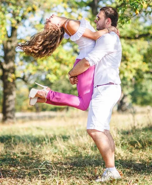 Супруги Алена и Иван Ушатиковы