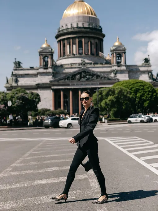 Саша Зверева в Санкт-Петербурге Саша Зверева в Санкт-Петербурге